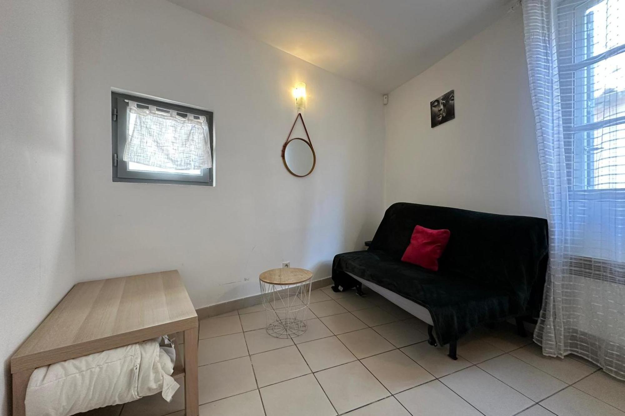 The Triplex- 3 Bedrooms In The Escutcheon! モンペリエ エクステリア 写真